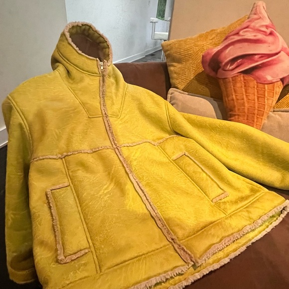 Supreme Faux Shearling Hooded Jacket - SS23 - Picture 3 of 3